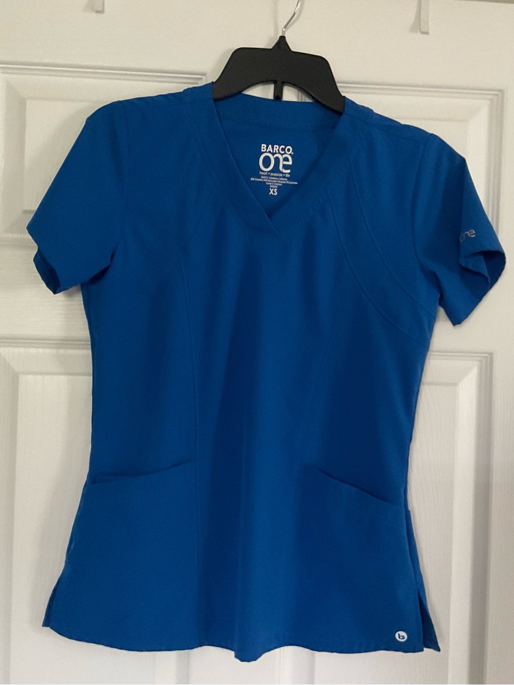 Barco Uniforms Women's V-Neck Scrub Top in Royal Blue